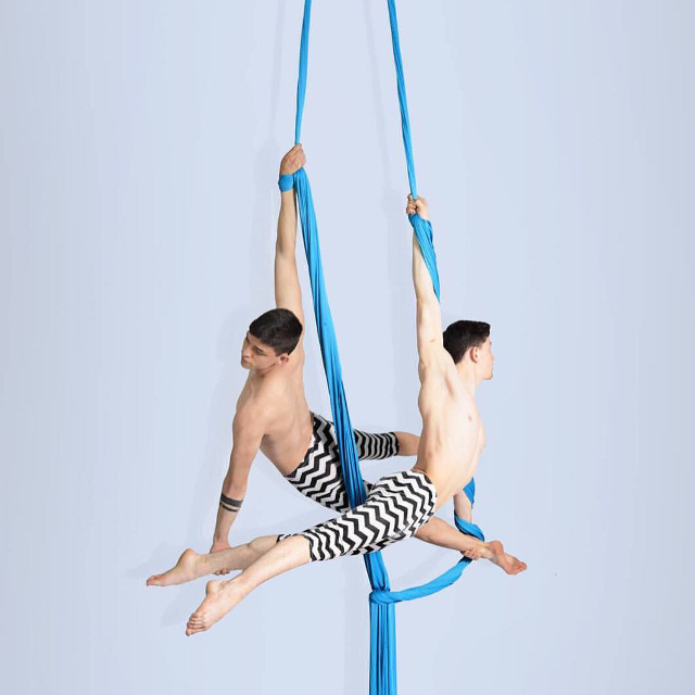 Outfit for Aerial Acrobatics: Tips and Recommendations