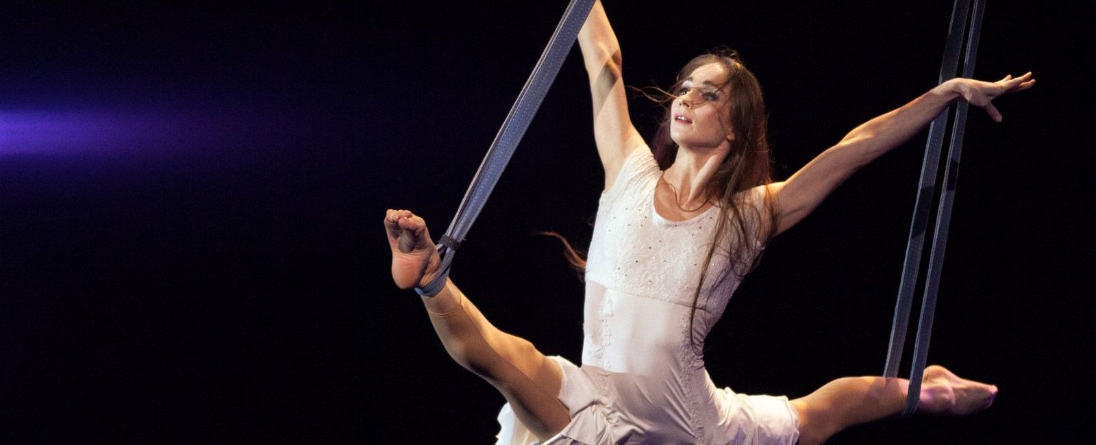 Meet a Stunning Aerial Straps Contortionist and Champion