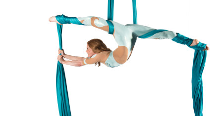 Talented Aerialist Laura-Dasi